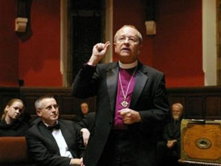 Епископ Нью-Хемпшира Джин Робинсон призвал Католическую церковь изменить свое отношение к сексуальным меньшинствам