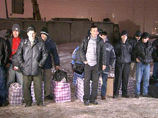 Глубоко укоренившееся недоверие к иностранцам создает для иммигрантов сложности в заполнении вакуума, порожденного сокращением населения России