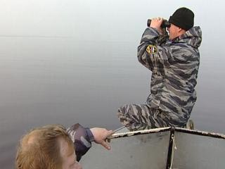 В Калининградском заливе нашли полузатопленную рыбацкую лодку. Сами рыбаки погибли