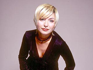 Бывший продюсер поп-певицы Кати Лель Александр Волков хочет запретить ей исполнять старые песни, в том числе бессмертные хиты "Джага-джага" и "Муси-пуси"