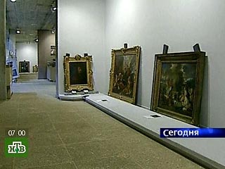 Ожидается, что в четверг грузовики с картинами Пушкинского музея отправятся из Швейцарии в Россию