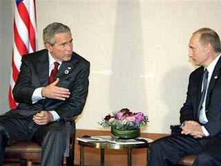 Предлагаемые в России ограничения на деятельность иностранных неправительственных организаций грозят стать международной проблемой, так как двое американских законодателей потребовали от президента Буша поднять этот вопрос