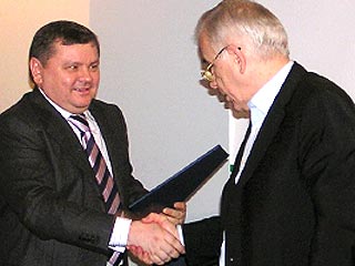 Гаджи Гаджиев продлил контракт с "Крыльями" на три года