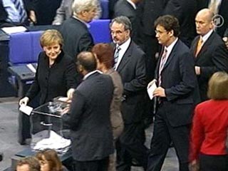Лидер Христианско-демократического союза (ХДС) Ангела Меркель во вторник днем избрана бундестагом канцлером Германии