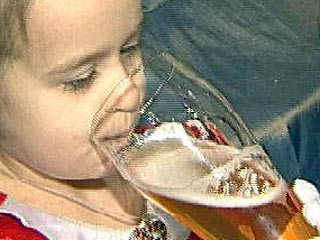 В Белгородской области осуждена мать, напоившая пивом 2-летнего сына