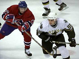 НХЛ: Марков дисквалифицирован за нападение на арбитра