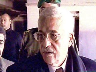 Глава Палестинской автономии Махмуд Аббас во вторник отдал распоряжение приостановить внутрипартийные выборы (так называемые "праймериз") в правящем палестинском движении "Фатх"
