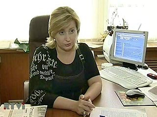 Ведущая информационной программы "24" на Ren-TV Ольга Романова заявляет, что опасается за свою жизнь и жизнь своих детей в связи с ситуацией вокруг отстранения ее от телеэфира