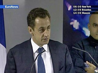Министр внутренних дел Франции Николя Саркози заявил о намерении выдворить в 2006 году из страны 25 тысяч нелегальных иммигрантов, сообщает РИА "Новости"