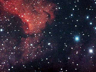 Команда астрономов из Швейцарии и Франции, работавшая в чилийской обсерватории La Silla, обнаружила новую планету. Планета, по размерам схожая с Нептуном (ее масса в 17 раз больше массы Земли), находится на расстоянии 20,5 световых лет от Солнечной систем