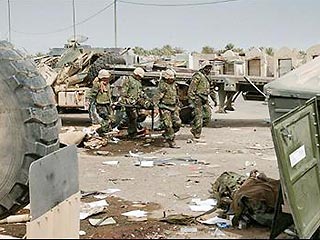 Десять американских морских пехотинцев погибли при взрыве в Ираке. ЧП произошло в четверг, но американское командование сообщило о нем только в пятницу