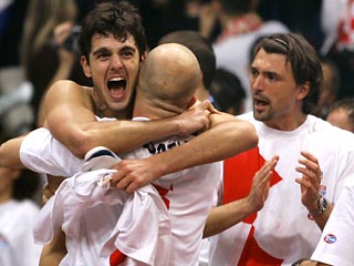 Теннисисты сборной Хорватии впервые в истории стали победителями Кубка Дэвиса, обыграв в финале сборную Словакии со счетом 3-2