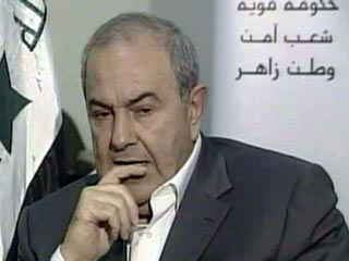 Экс-премьера Ирака Алауи в мечети забросали башмаками