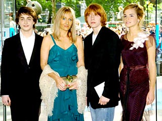 Британская писательница Джоан Роулинг, вероятно, хочет отсечь себе все пути к отступлению и действительно ограничиться только семью книгами из серии приключений Гарри Поттера