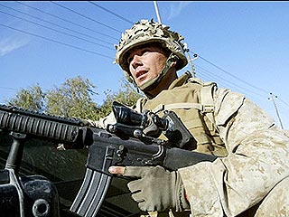 США и Великобритания начнут вывод войск из Ирака в марте 2006 года