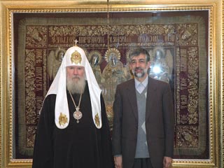 В Москве состоялась встреча Патриарха Алексия II со спикером парламента Ирана Хаддадом Аделем