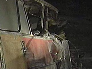 В Подмосковье столкнулись автобус и грузовик: 2 погибших, 10 раненых