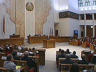 Парламент Белоруссии назначил выборы президента на 19 марта 2006 года