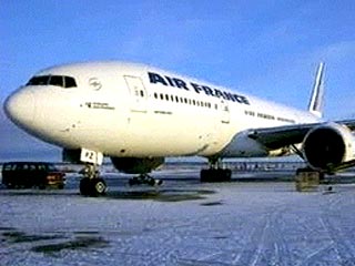 Boeing авиакомпании Air France совершил экстренную посадку в Петербурге