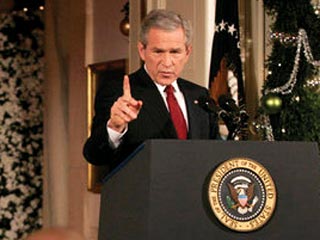 Президент США Джордж Буш пытался предотвратить публикацию в американской газете The New York Times информации о разрешенном им секретном прослушивании граждан на территории США