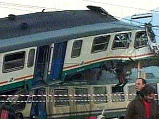 В Италии столкнулись два поезда: 30 человек получили ранения