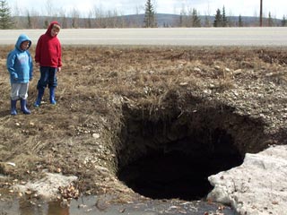 Вся вечная мерзлота растает к концу XXI века. Это приведет к резкому усилению парникового эффекта