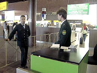 В аэропорту "Шереметьево" задержан итальянец, который пытался вывезти 4 ценных иконы