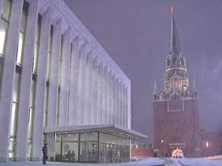 В Кремле начинаются новогодние елки