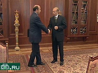 Сегодня министр иностранных дел Игорь Иванов встретился в Кремле с Владимиром Путиным