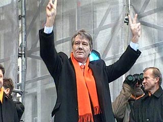 Год назад, когда президент Виктор Ющенко в результате "оранжевой революции" пришел к власти на Украине, он предсказал, что восстание вдохновит демократию на всей территории бывшего СССР. Спустя 12 месяцев его прогноз оказался неверным