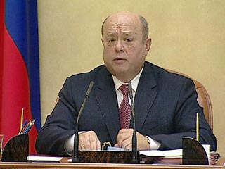 Премьер-министр Михаил Фрадков обратился к Грефу с вопросом о возможности удвоения ВВП в ближайшие несколько лет