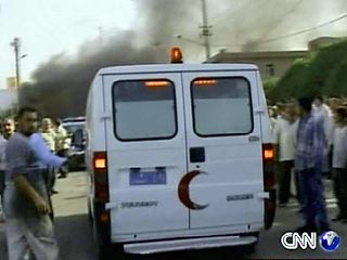 Число погибших в результате двух взрывов, прогремевших в понедельник у здания МВД Ирака в Багдаде, возросло до 15 человек, сообщает арабский спутниковый телеканал Al-Arabiya со ссылкой на местную полицию