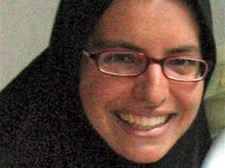 Американская газета назвала имя своей сотрудницы, похищенной в Ираке. Ей оказалась журналистка Джилл Кэрролл. Как сообщила в понедельник бостонская газета The Christian Science Monitor, 28-летняя Кэрролл находилась в Багдаде по ее заданию