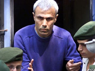 Вышедший на свободу Али Агджа, стрелявший в Папу Римского, освобожден от службы в армии по состоянию здоровья