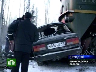 авария произошла около 15:00 по московскому времени в районе села Свекловичное в 15 км южнее Выборга