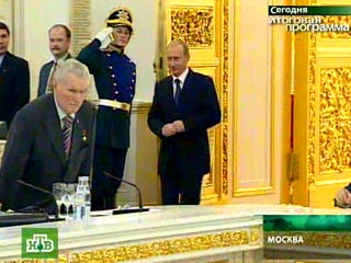 Путин на правах гостя открыл первое заседание Общественной палаты
