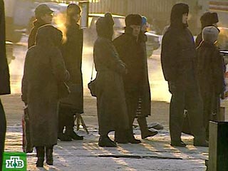 Снижение численности населения России в 2005 году составило примерно 680 тысяч человек