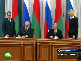 Путин и Лукашенко подписали соглашение об обеспечении равных прав граждан России и Белоруссии