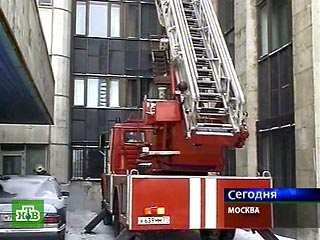В Москве горит онкологический центр на Каширском шоссе: эвакуированы 500 человек