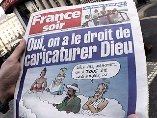 Карикатуры напечатала датская газета Jyllands-Posten 30 сентября прошлого года, 10 января их опубликовал норвежский журнал Magazinet, а 1 февраля на своих страницах их перепечатало французское издание France-Soir