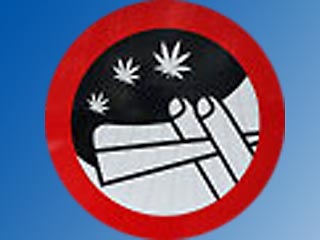 В Амстердаме воруют знаки, запрещающие курение марихуаны на улицах