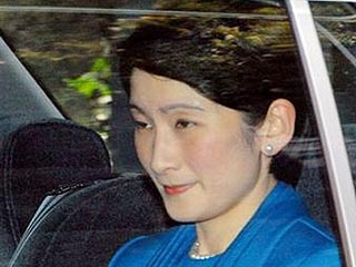 Управление императорского двора Японии объявило в среду о начале приготовлений к родам принцессы Кико