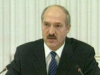 Украина и Польша готовят революцию в Беларуси. В этом уверен Президент Беларуси Александр Лукашенко