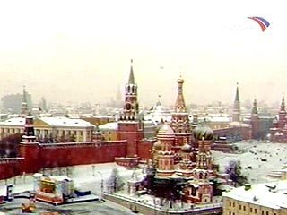 На большую часть территории России пришли циклоны и принесли потепление, в столичном регионе морозы ослабил северный антициклон. Утром все еще ожидаются крепкие морозы - в городе термометры покажут от 25 до 27 мороза, в его окрестностях - до 30 градусов н