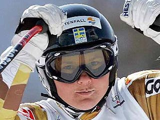 Шведская горнолыжница Аня Пэрсон выиграла состязания по "туманному" слалому