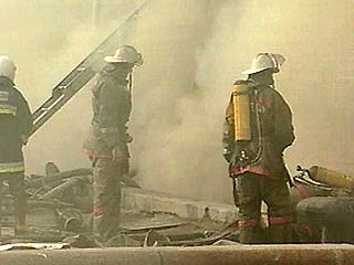 На пожаре в Москве сгорели семь строителей