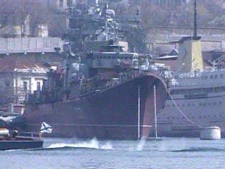 Украинское судно-рецидивист опять завладело кабелем связи Черноморского флота