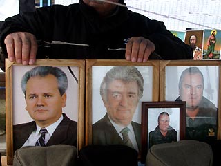 После смерти Милошевича войска НАТО активизировали поиски Радована Караджича