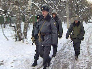На территории Челябинской области, где в танковом училище, по одной из версий, был искалечен сослуживцами Андрей Сычев, ищут вооруженного дезертира