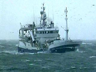 Норвегия сняла арест с российского траулера "Опон", задержанного за нарушение международных правил рыболовства